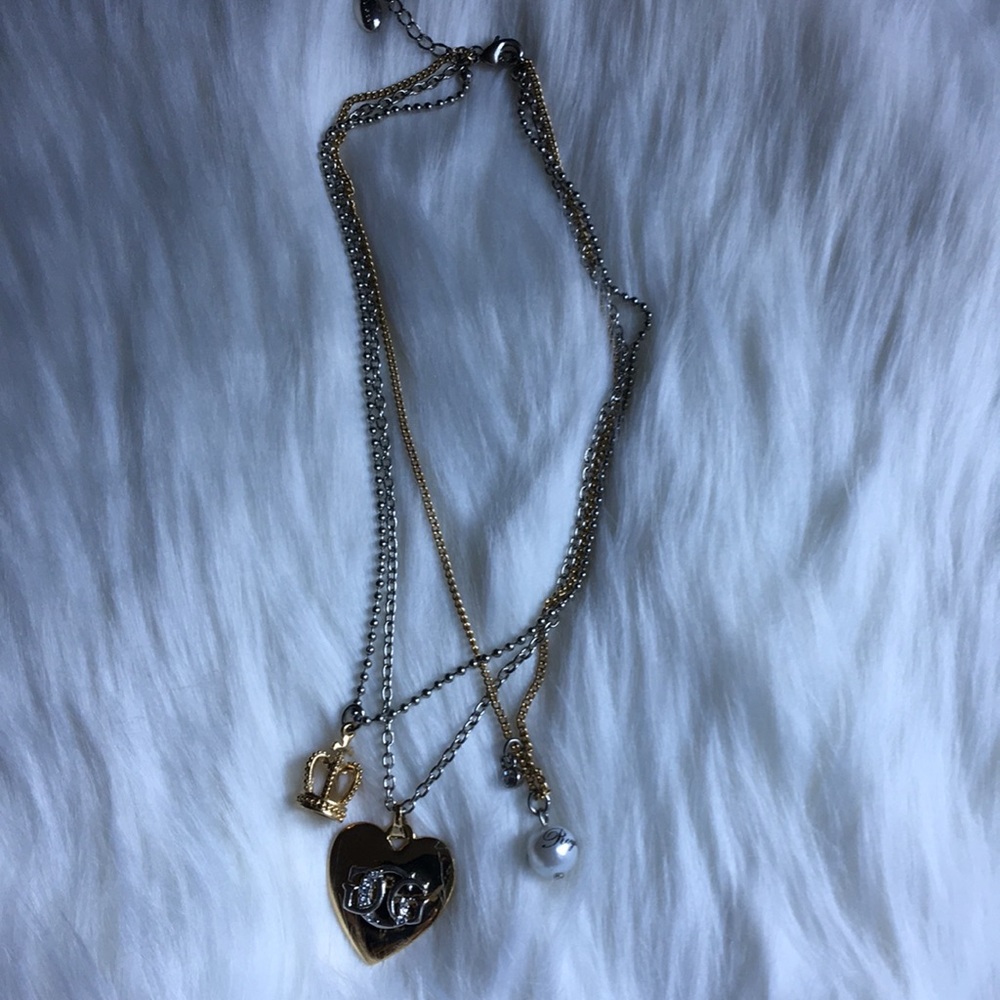Guess necklace